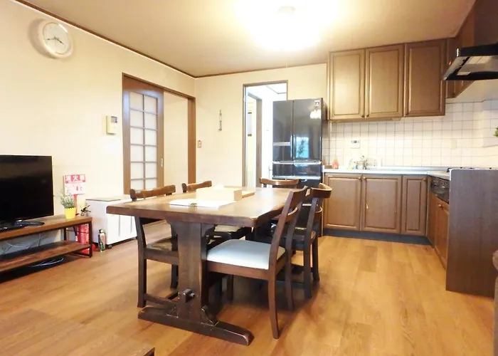 Shimanouchi Guest House